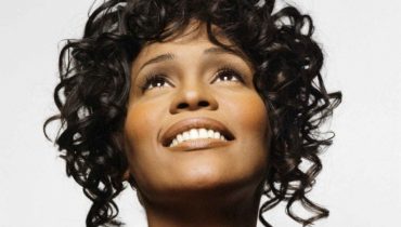Whitney Houston w duecie z dzieckiem [video]