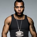 Teledysk: Flo Rida – „Zoosk Girl”