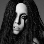 Fani składają hołd Lady Gaga [video]